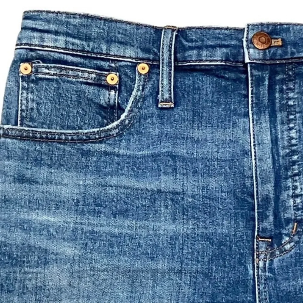 MADEWELL Denim Jean Shorts Women’s SIZE 30 Hi-Rise Mid-Length Raw Hem Stretch - Picture 6 of 12